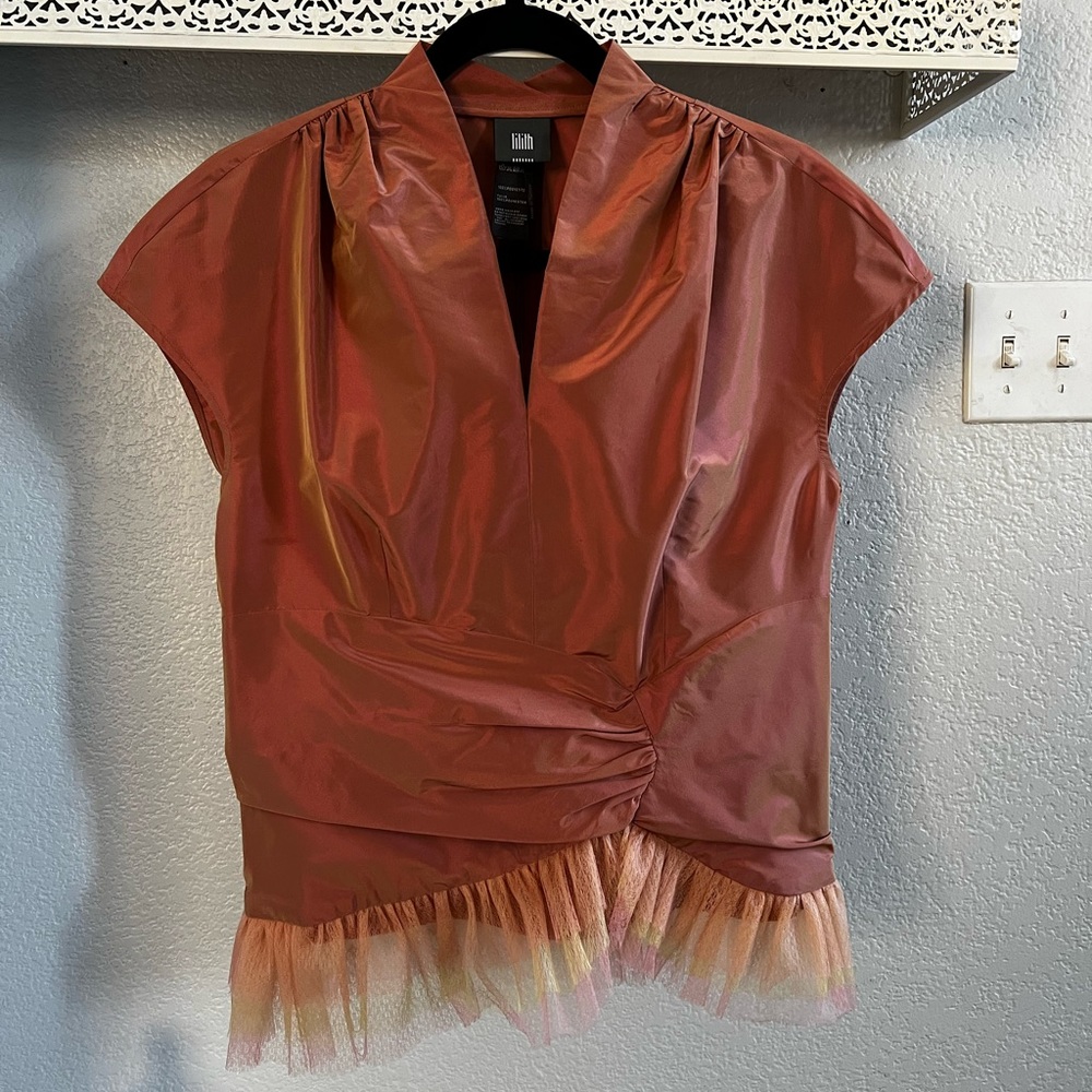 Lilith iridescent pleated cap sleeve ruffle top